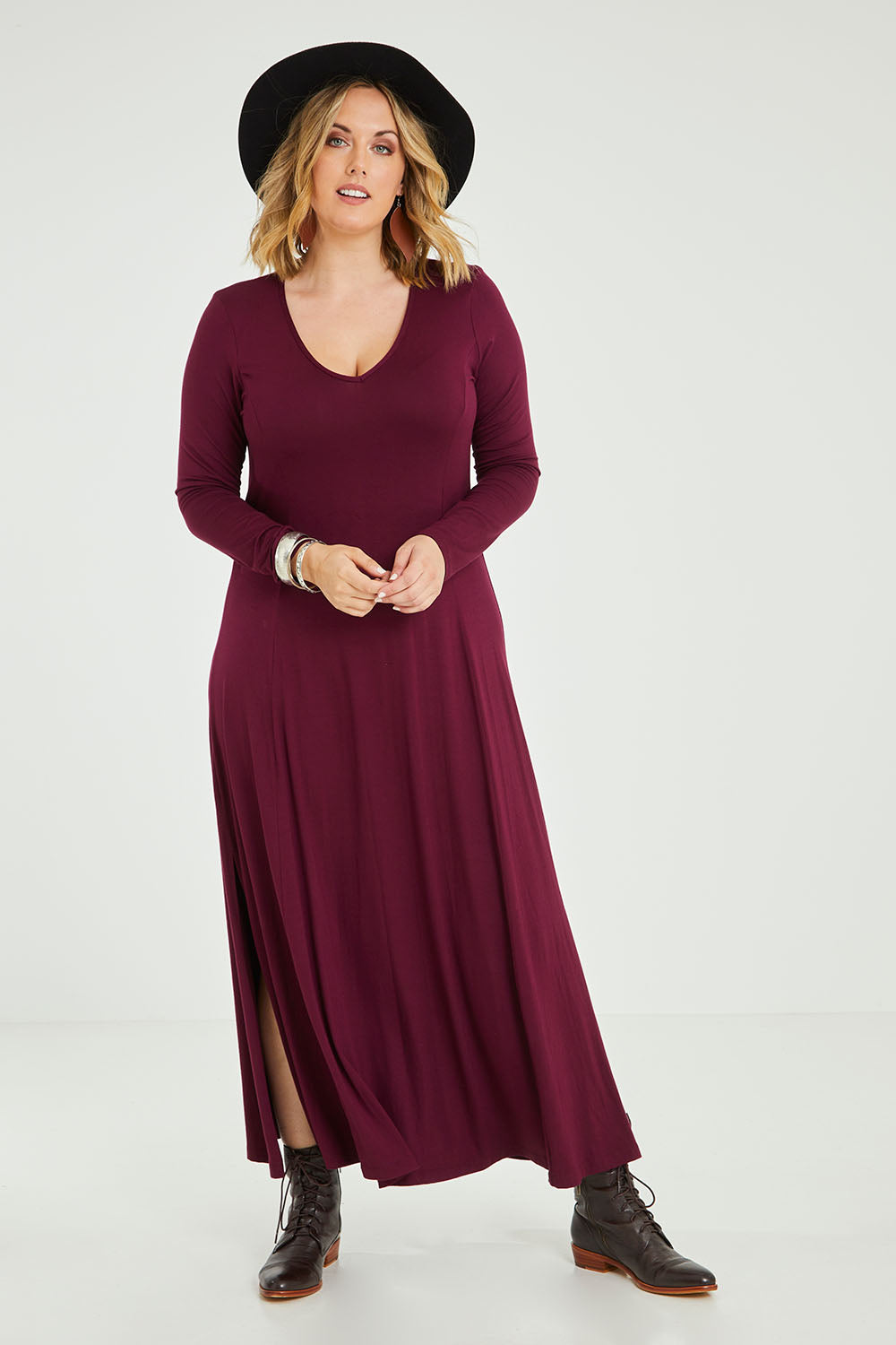 Model Jess wearing size 14 of the My Faithful Maxi Tee Dress in colour Scarlet (Red), from the front, showing the whole outfit