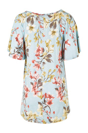Product shot of the Free Falling Top in colour Blossom (Blue), from the back