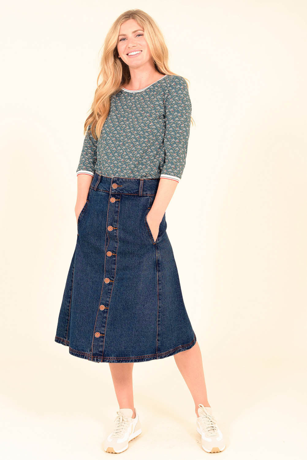A model wearing the Preloved Denim Circle Skirt in colour Blue (Blue), from the front, showing the whole outfit
