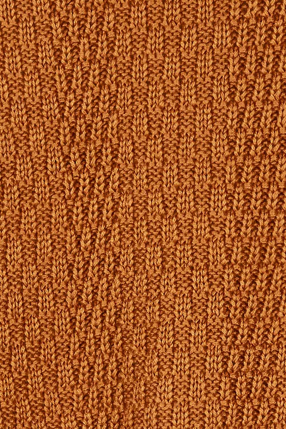 Product shot of the Lucerne Knit in colour Caramel, detail