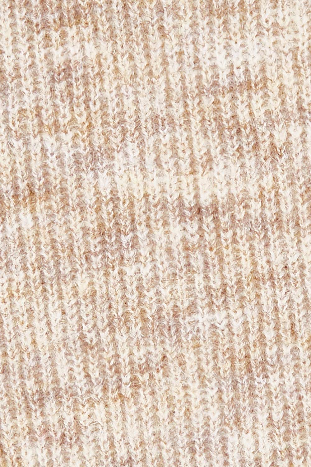 Product shot of the Verity V Neck Knit in colour Oatmeal, detail