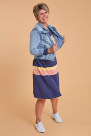 Model Lorraine wearing size S of the Knit Stripe Dress in colour Wintersky (Blue), from the front, showing the whole outfit