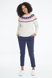 Model Schanez wearing size 10 of the Hesford Chino Trousers in colour Frnavy (Blue), from the front, showing the whole outfit