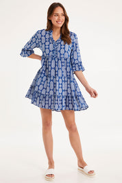 Model Madeline wearing size 10 of the Angelina 3/4 Sleeve Tunic in colour Navy (Blue), from the front, showing the whole outfit