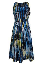 Product shot of the Troy Dress in colour Print (Blue), from the front