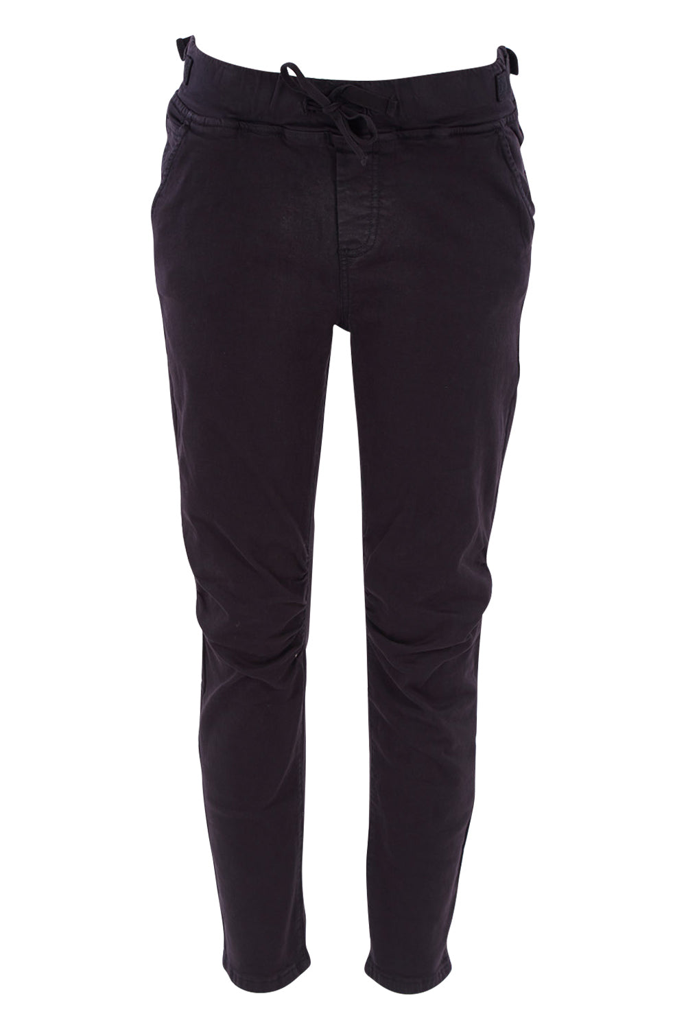 Product shot of the Jogger Jean in colour Black (Black), from the front