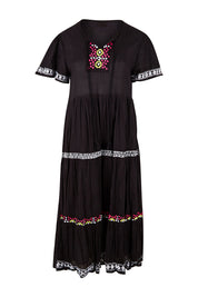 Product shot of the Zeta Dress in colour Black (Black), from the front