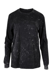 Product shot of the Hollywood 90'S Relax L/S Tee in colour Blackwash (Black), from the front