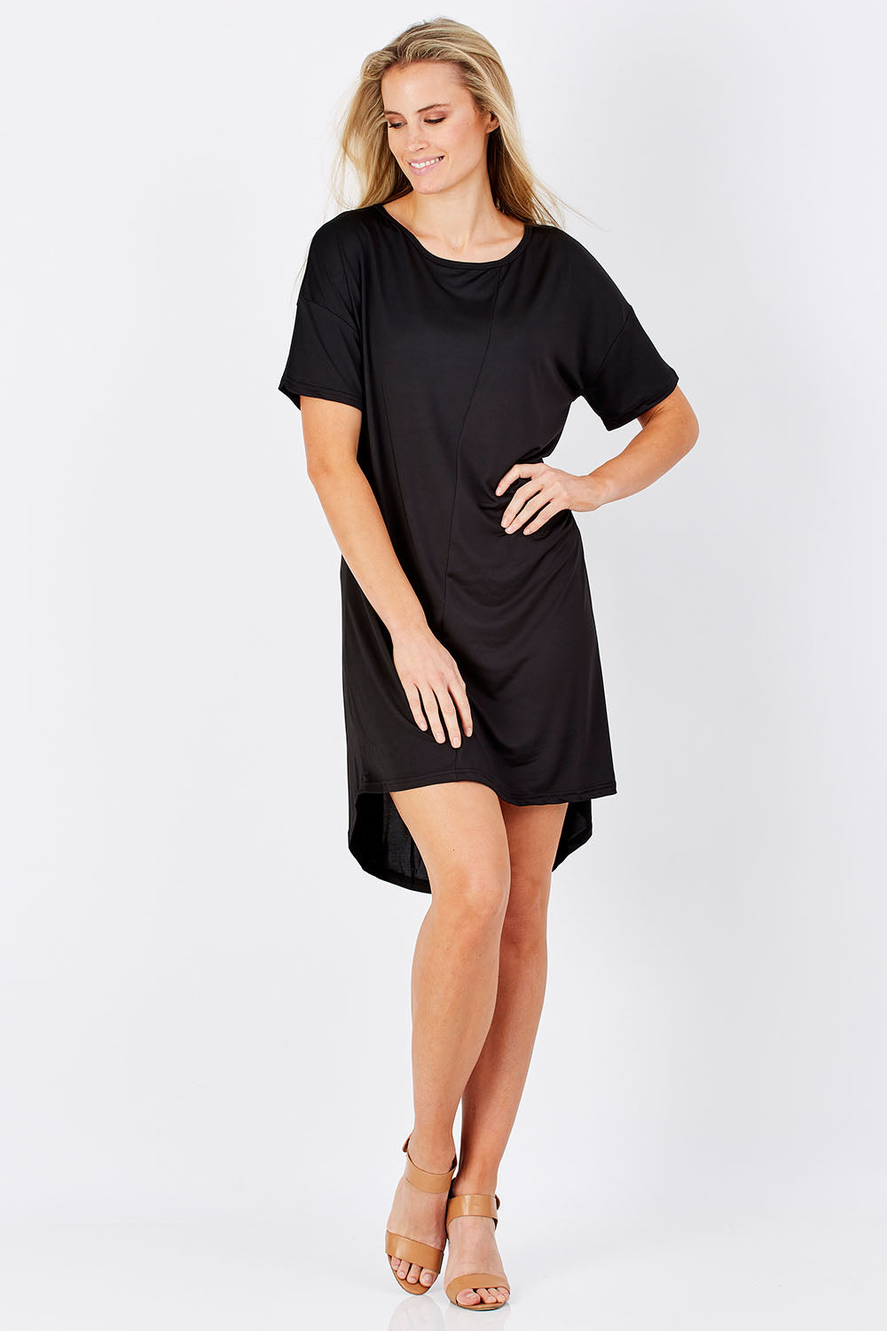 Model Maddy wearing size S of the Jasmine Tin colourshirt Dress - Black (Black), from the front, showing the whole outfit
