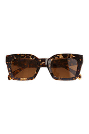 Product shot of the Onassis Polarized Square Sunglasses in colour Turtle, from the front