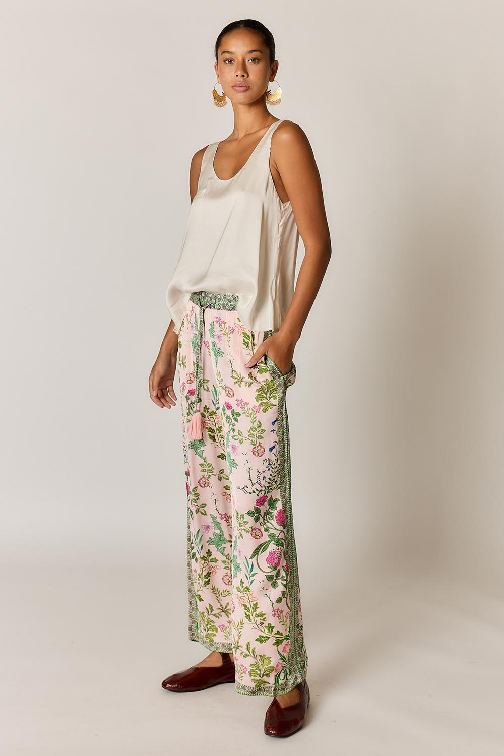 Model Genericm wearing size sample of the Tatiana Pant – Pink in colour Pink, from the front