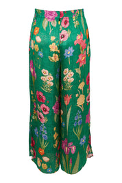 Product shot of the Tea Pant in colour Emerald (Green), from the back