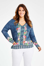 Model Laura wearing size L of the Valeria Long Tee in colour Navy (Blue), from the front, cropped image