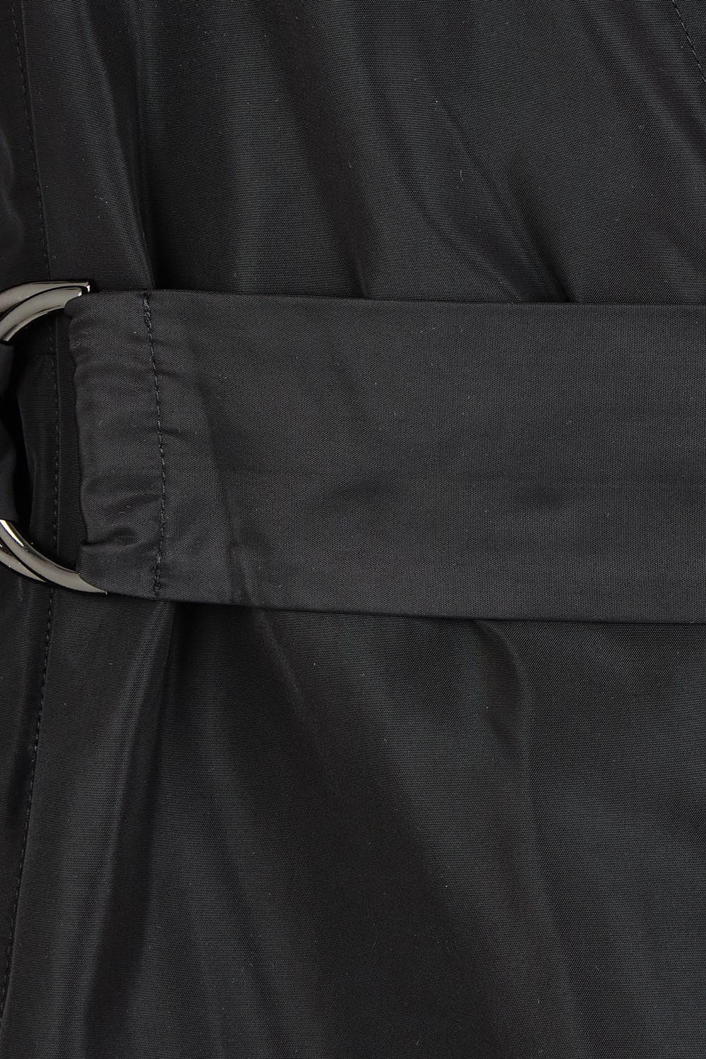 Product shot of the Noir Trench in colour Black (Black), detail
