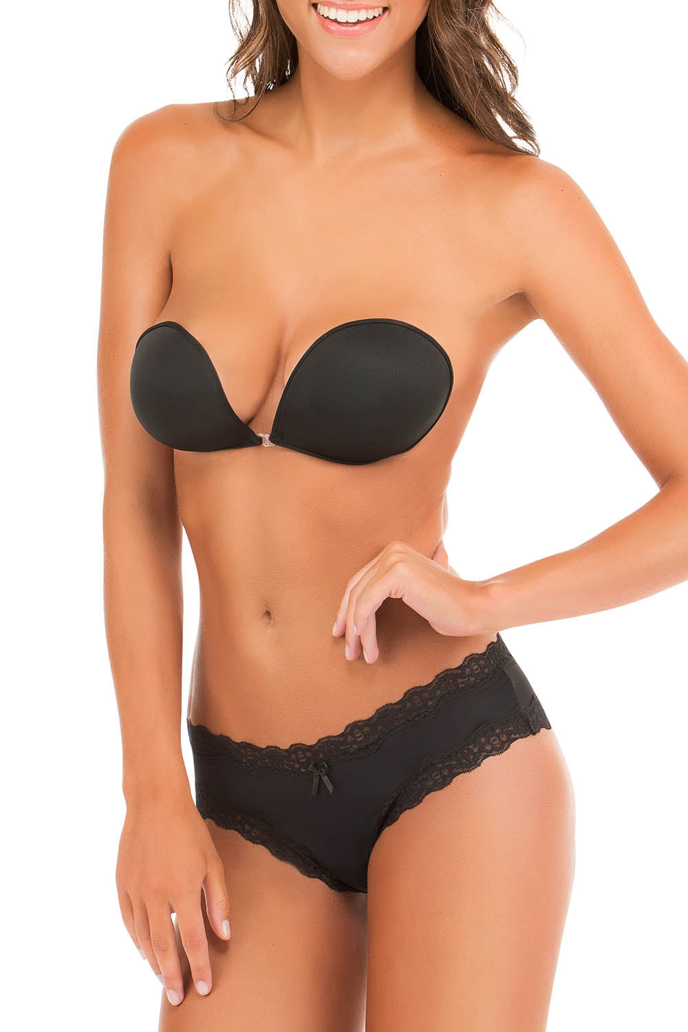 A model wearing the Nudi Bra in colour Black (Black), from the front, cropped image
