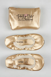 A model wearing size S of the Fold Up Flats in colour Golden (Metallics), from the front, showing the whole outfit