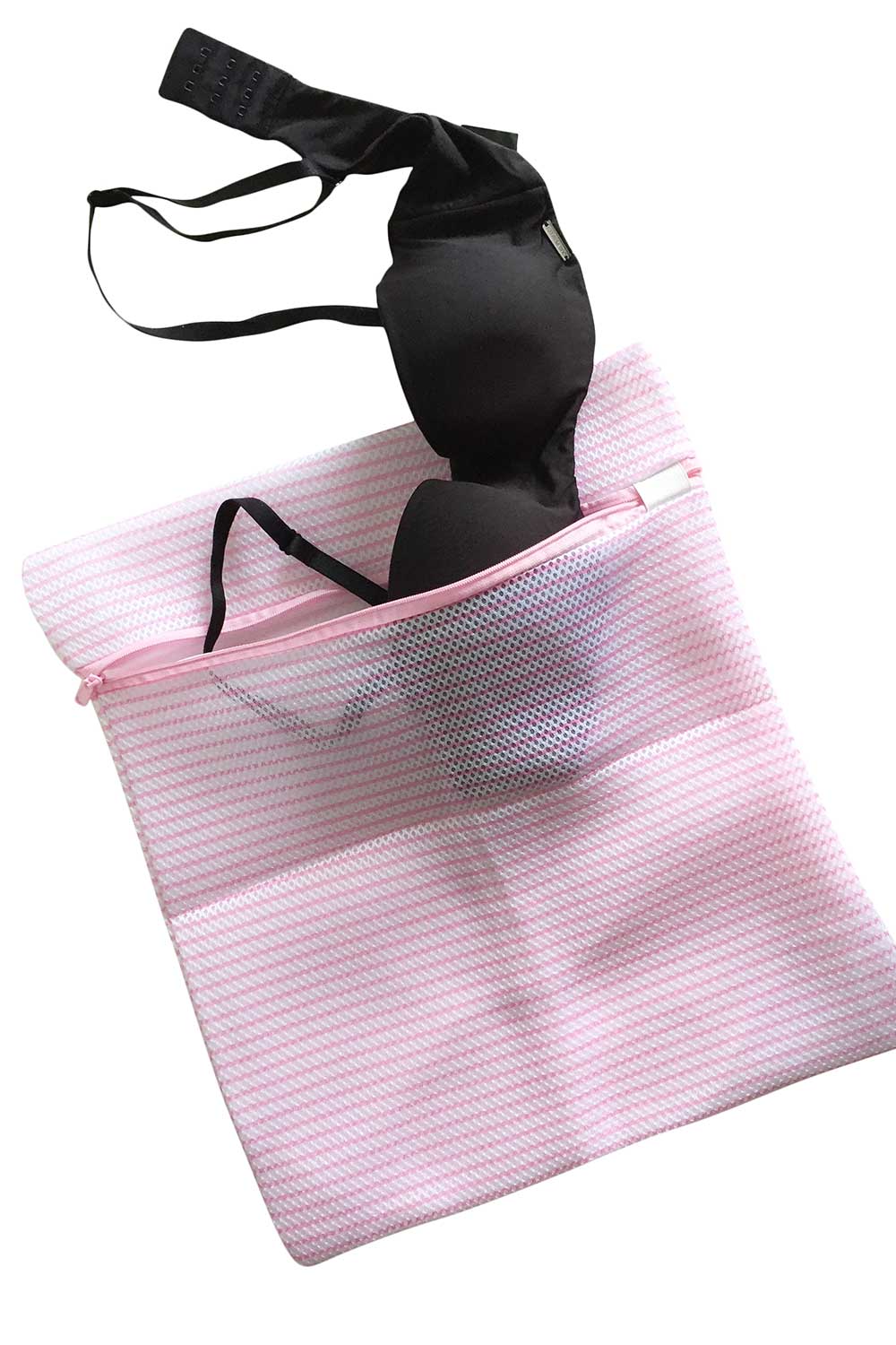 Product shot of the Lingerie Wash Bag in colour Pink (Pink), detail