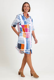 Model Riinar wearing size 10 of the Gallery Shirtmaker Dress – Gallery in colour Gallery, from the front