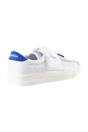 Product shot of the 2843 Club S Comfort Leather Sneaker in colour Whitebluer (White), from the back