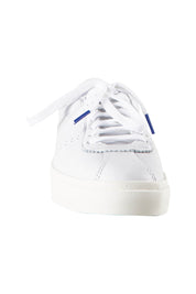 Product shot of the 2843 Club S Comfort Leather Sneaker in colour Whitebluer (White), detail