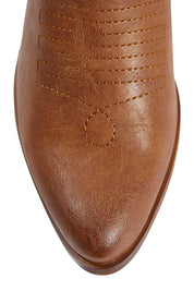 Product shot of the Gibson Ankle Boot in colour Tan, detail