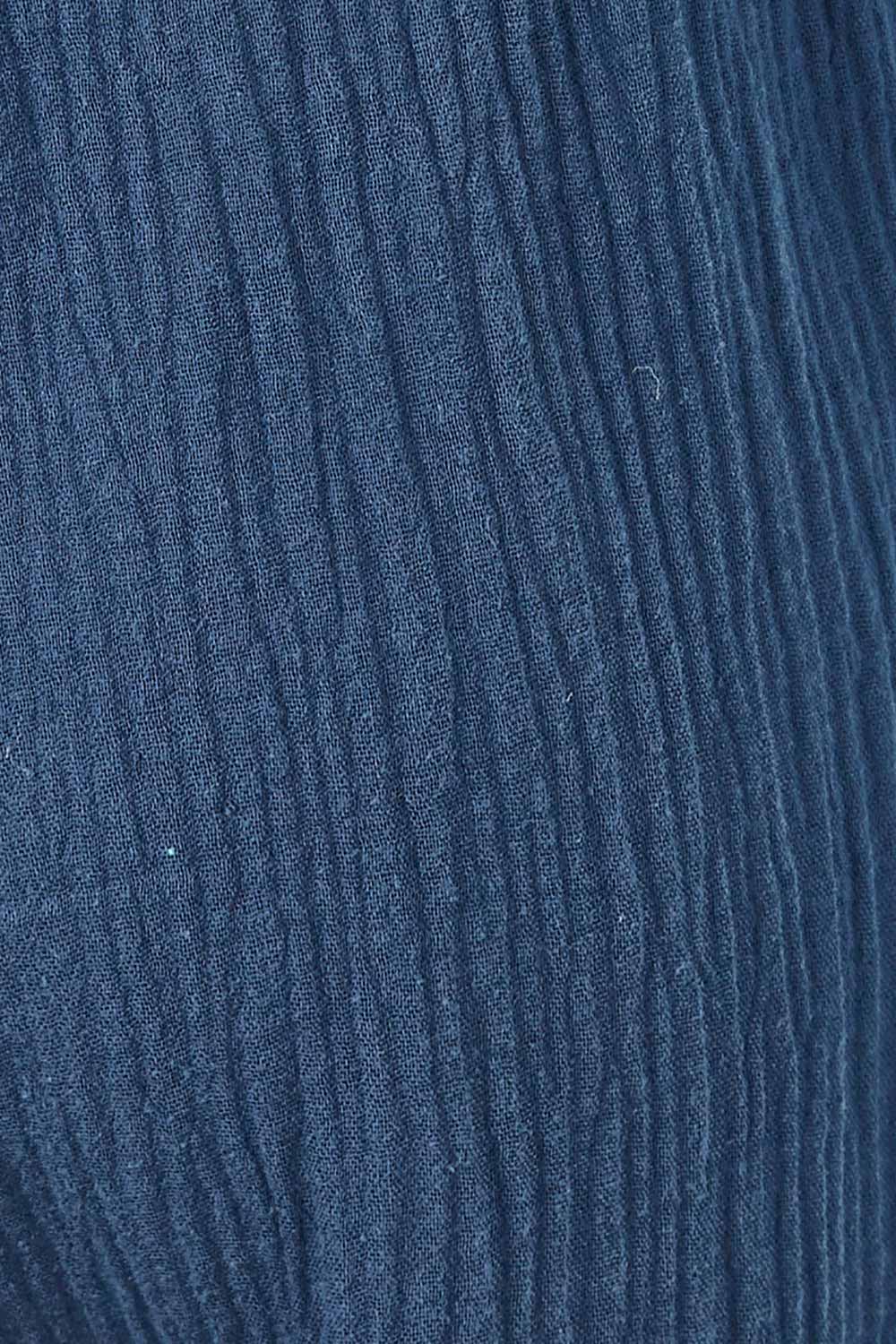 Product shot of the Cotton Pant in colour Navy (Blue), detail