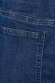 Product shot of the Carpenter Wide Leg Jean in colour Darkdenim (Blue), detail