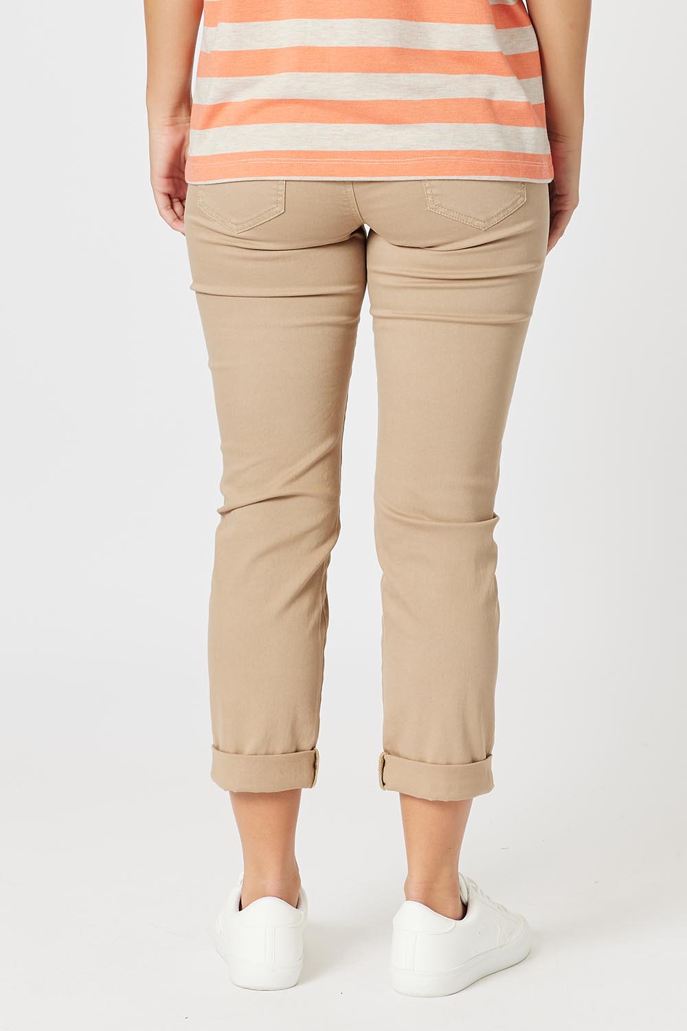 A model wearing the Isabella Cotton Pant in colour Nutmeg, from the back