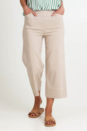 Model Riinar wearing size 10 of the Zara Wide Leg Pant - Natural in colour Natural, in a cropped view