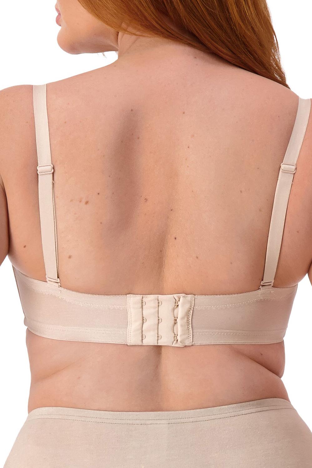 A model wearing the Beautiful Silhouette Bra in colour Teint, from the back