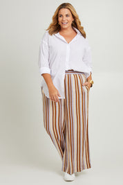 Model Fiona wearing the Striped Cotton Wide Leg Lounge Pant in colour Lilacstrip, from the front, showing the whole outfit