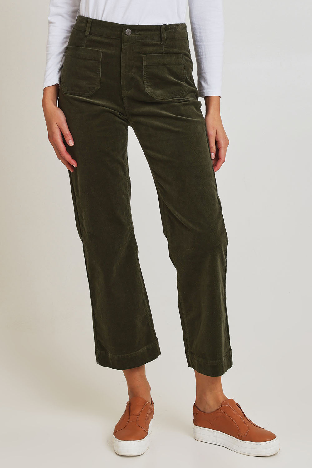 Model Madeline wearing size 10 of the Wide Leg Ankle Grazer Pant in colour Deepsage (Green), from the front, cropped image