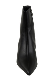 Product shot of the Luca Kitten Heel Ankle Boot in colour Black (Black), detail