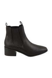 Product shot of the Nas Ii Ankle Boot in colour Black (Black), from the front