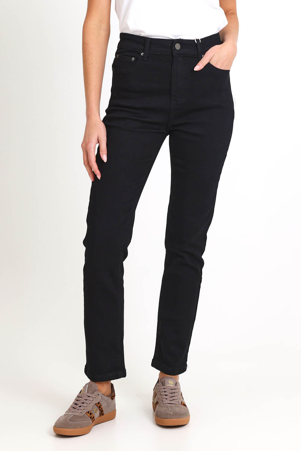 Ava High-Waisted Straight Leg Jean - Black