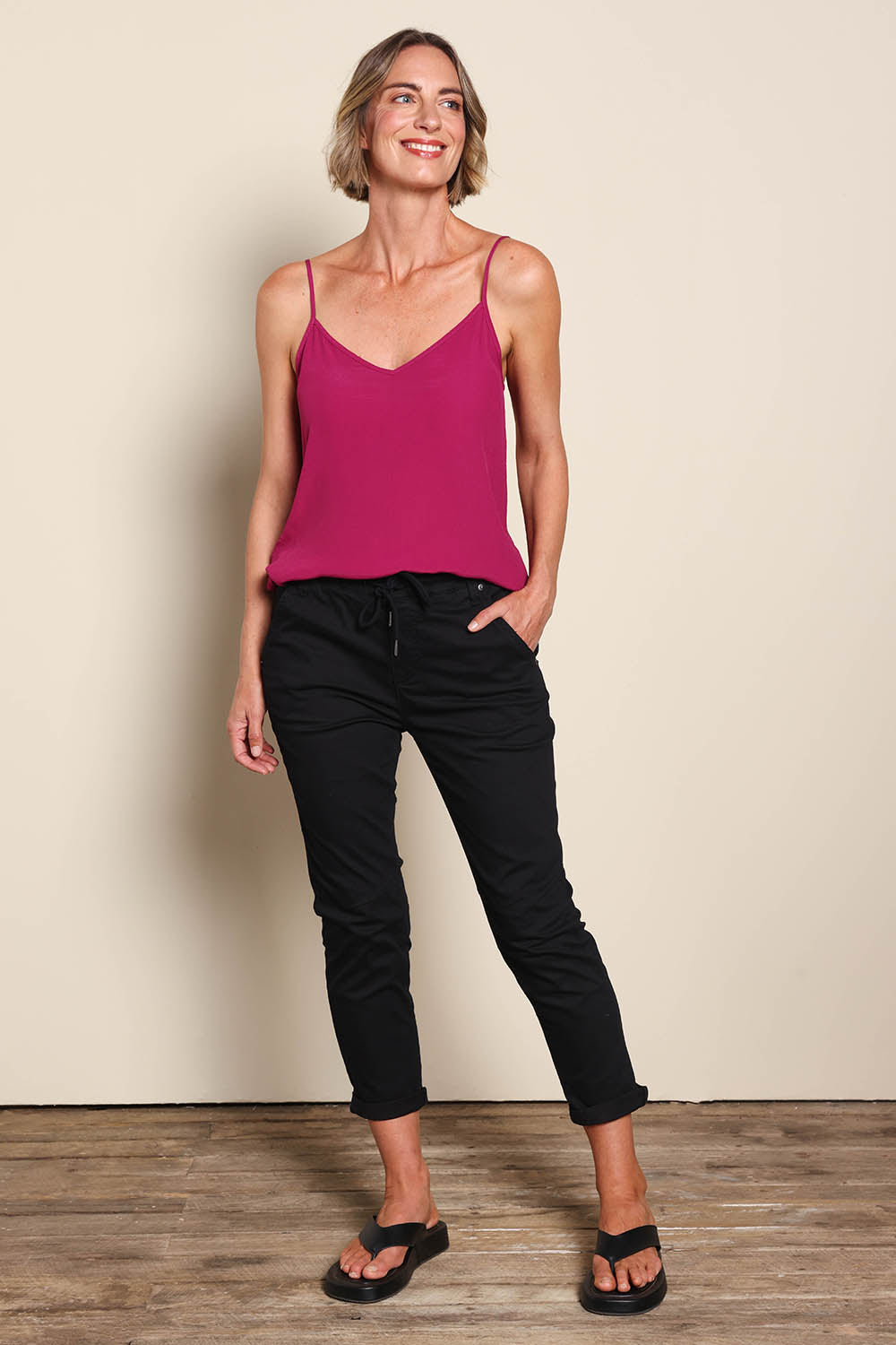 Robin Drawstring Pull On Pant - Black