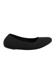 Product shot of the Eva Knit Ballet Flat - Black in colour Black, from the front