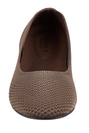 Product shot of the Eva Knit Ballet Flat - Chocolate in colour Chocolate, showing detail