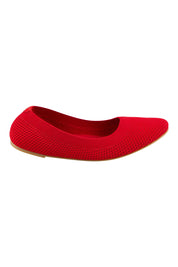 Product shot of the Eva Knit Ballet Flat - Red in colour Red, from the front