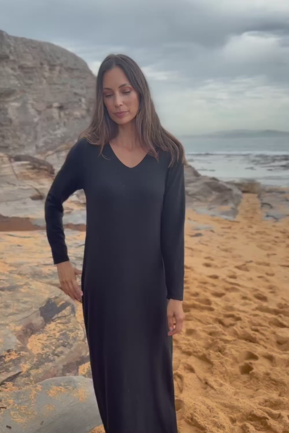 The Comfort True Knit Dress - Black
