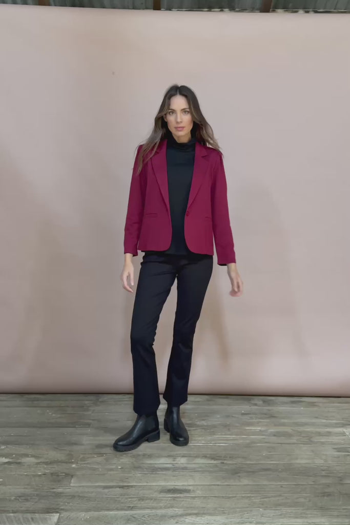 The Ponte Blazer - Wildberry