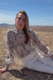 Romance In The Air Blouse - Skyfleur