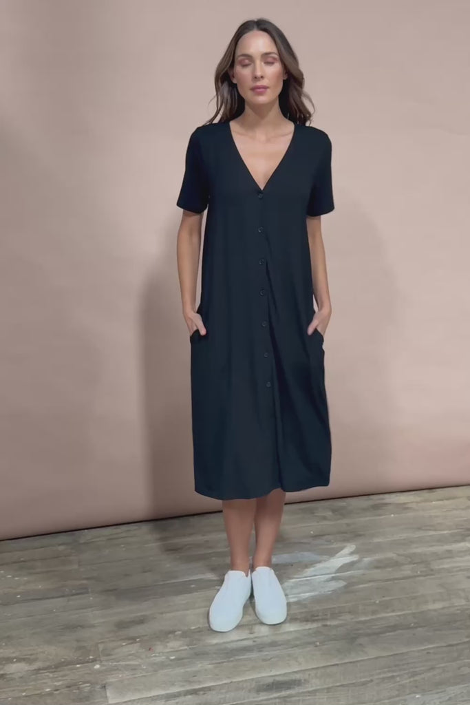 The Pack & Go Luxe Bamboo Button Up Dress with Pockets - Black