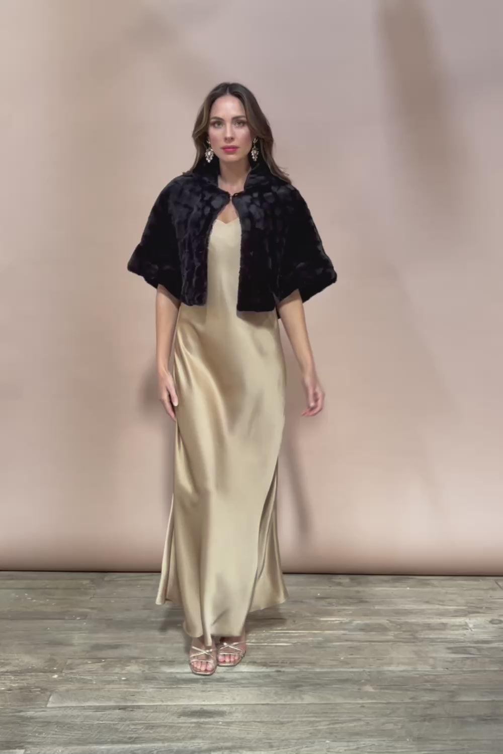 Daphne Faux Fur Cape - Black