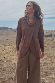 Crossing The Plains Snuggle Jumper - Chocolate
