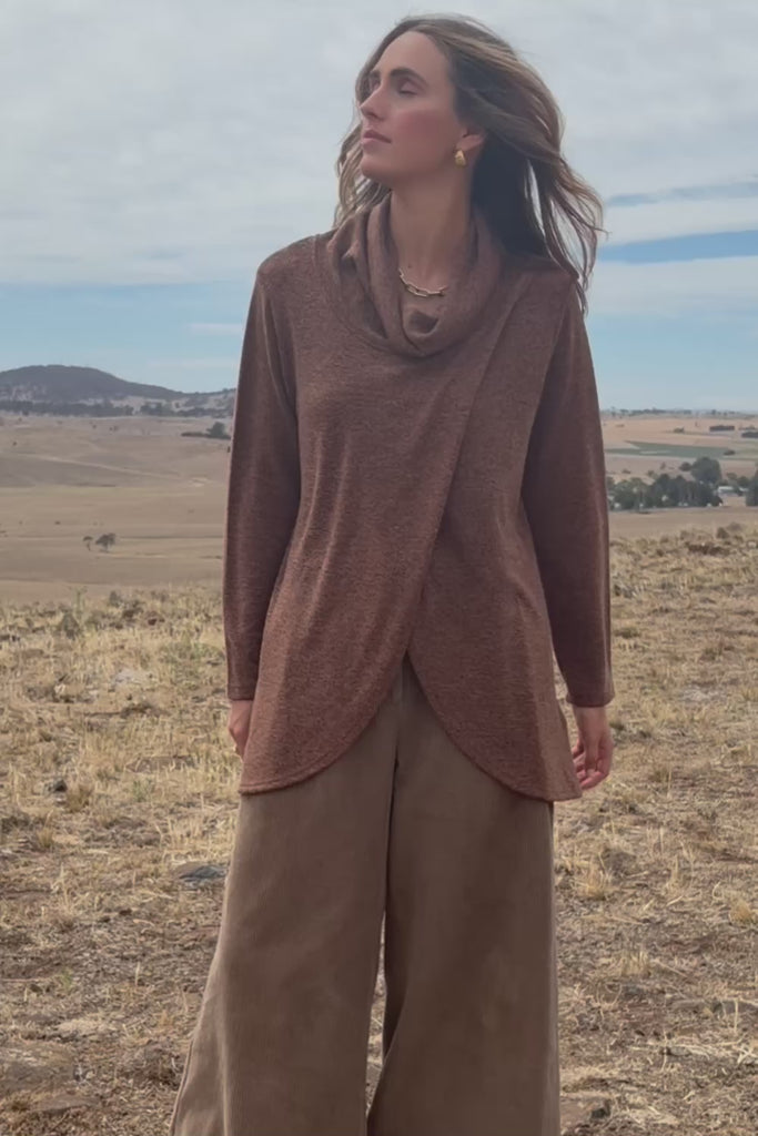Crossing The Plains Snuggle Jumper - Chocolate