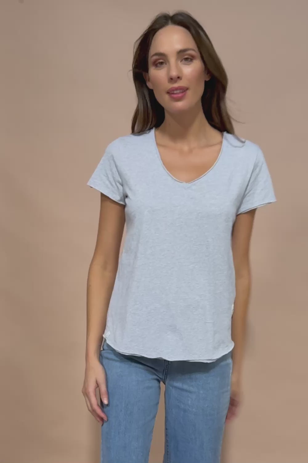 Fundamental Pima Cotton Vee Tee - Greymarle