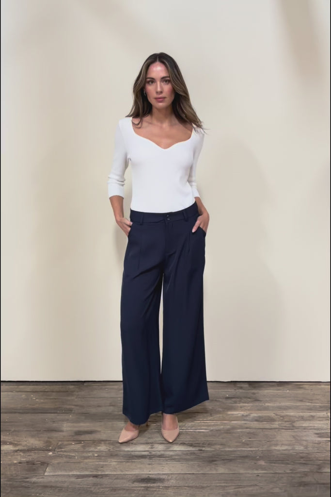 The Soft Suiting Pant – Navy