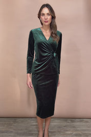 The Embossed Velvet Pull On Skirt – Bottlegrn