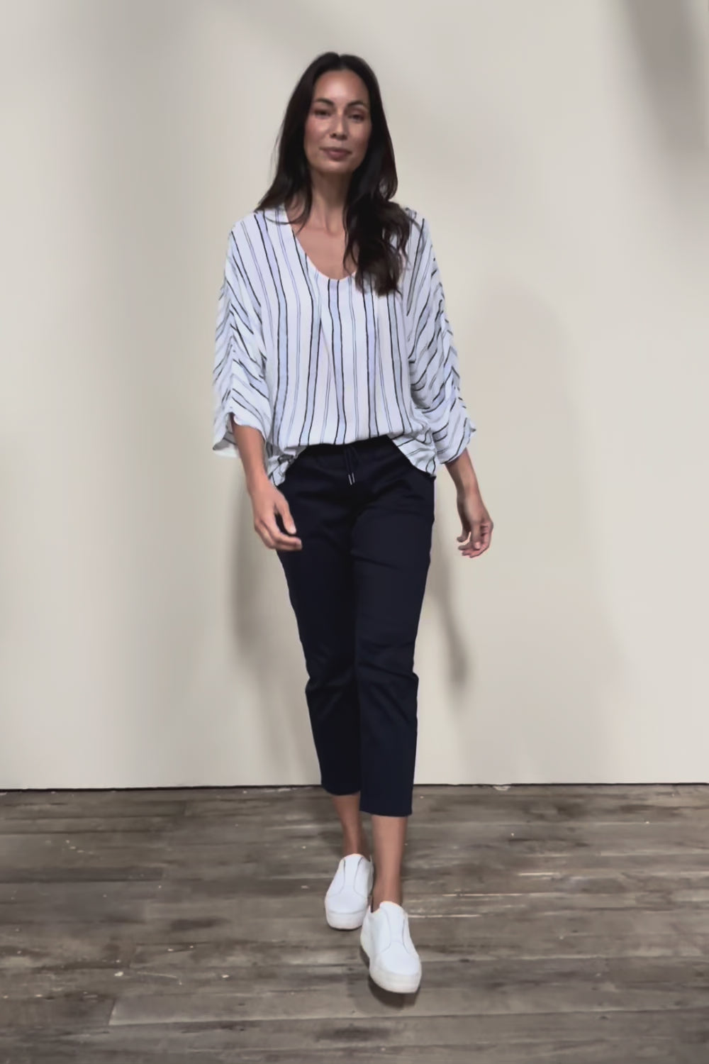 The Pull On Cotton Pant With Drawstring – Navy